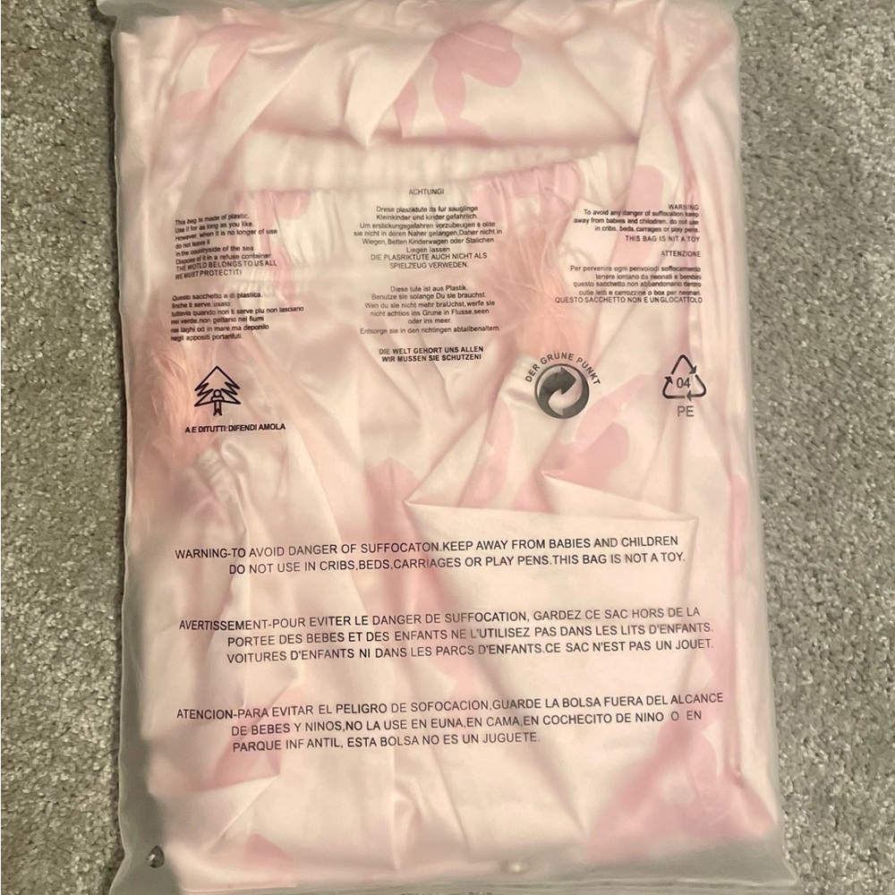 Women Pink Bow Pajama Set - Picture 5 of 6
